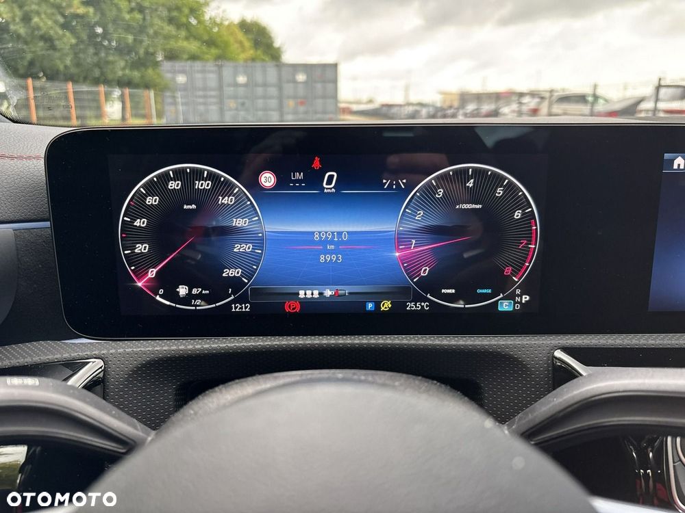 Mercedes-Benz CLA 200 7G-DCT - 22