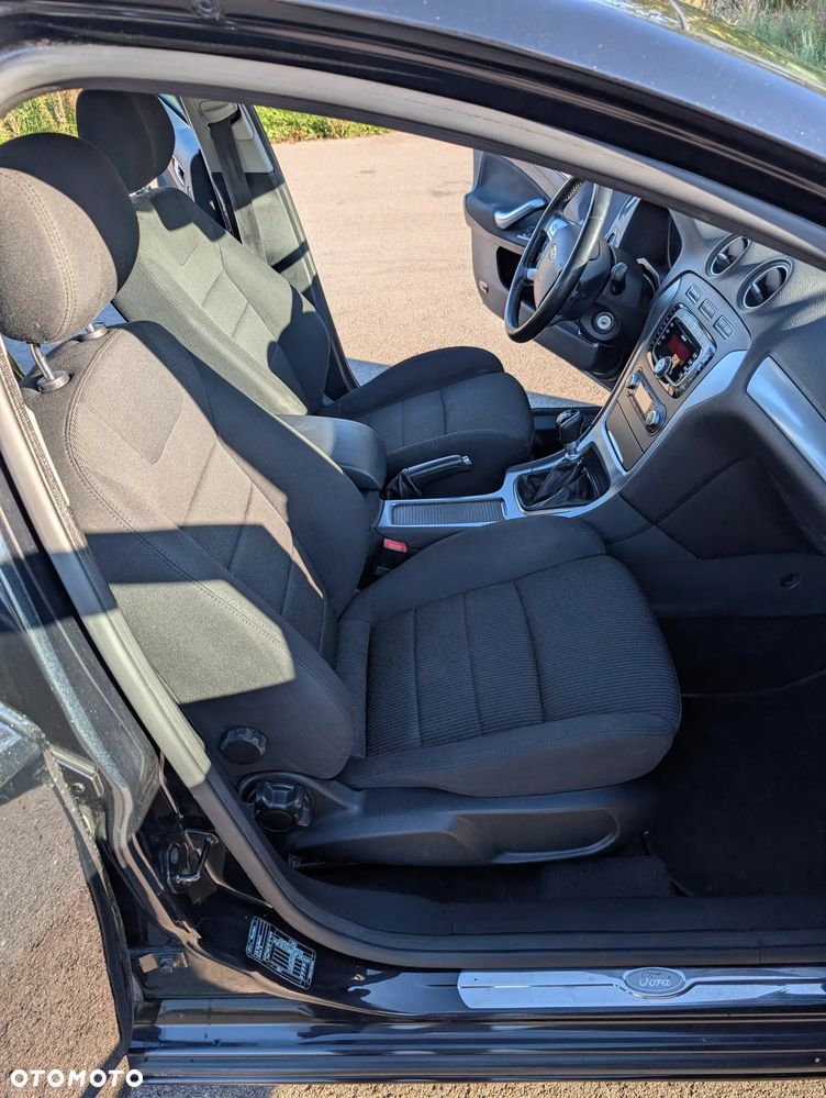 Ford Mondeo 1.6 T Titanium - 19