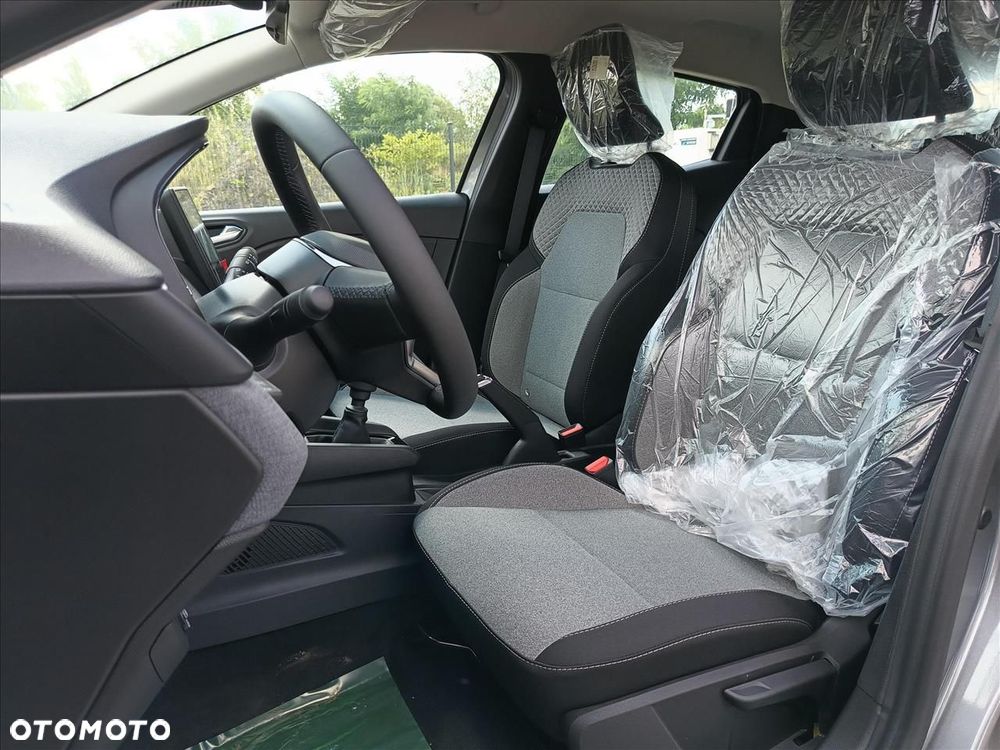 Renault Clio 1.0 TCe Evolution - 10