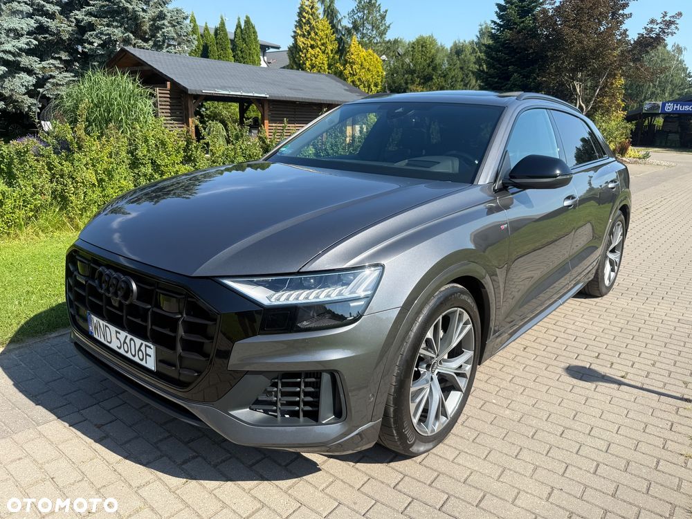 Audi Q8 55 TFSI mHEV Quattro Tiptronic - 1