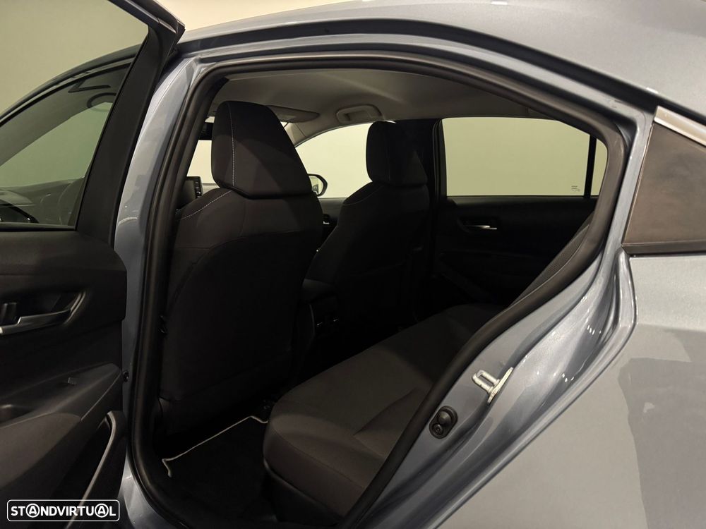 Toyota Corolla 1.8 Hybrid Exclusive - 27