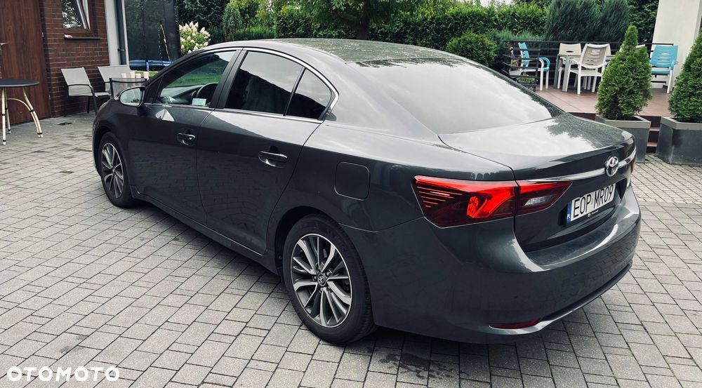 Toyota Avensis - 3