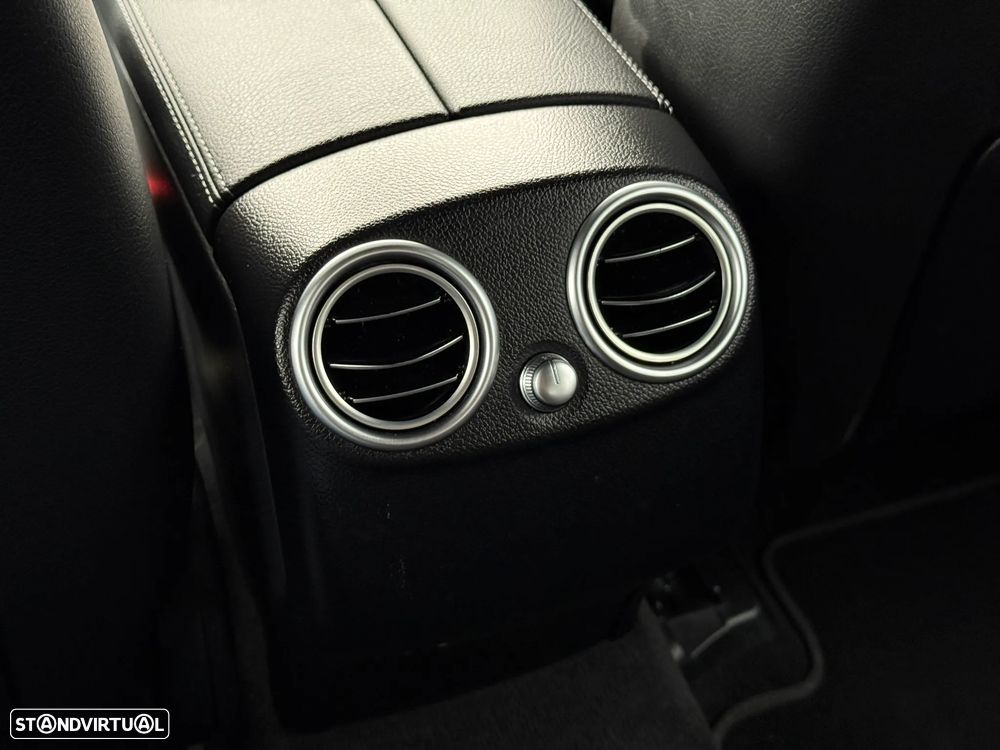 Mercedes-Benz GLC 300 de 4Matic 9G-TRONIC AMG Line - 34