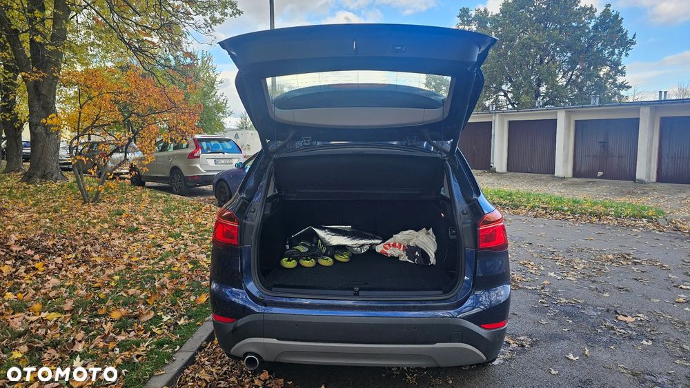 BMW X1 sDrive18d Sport Line - 18