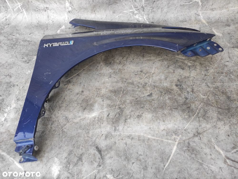 BŁOTNIK PRAWY PRZÓD PRZEDNI TOYOTA PRIUS III NIEBIESKI ORG LAKIER 09-15