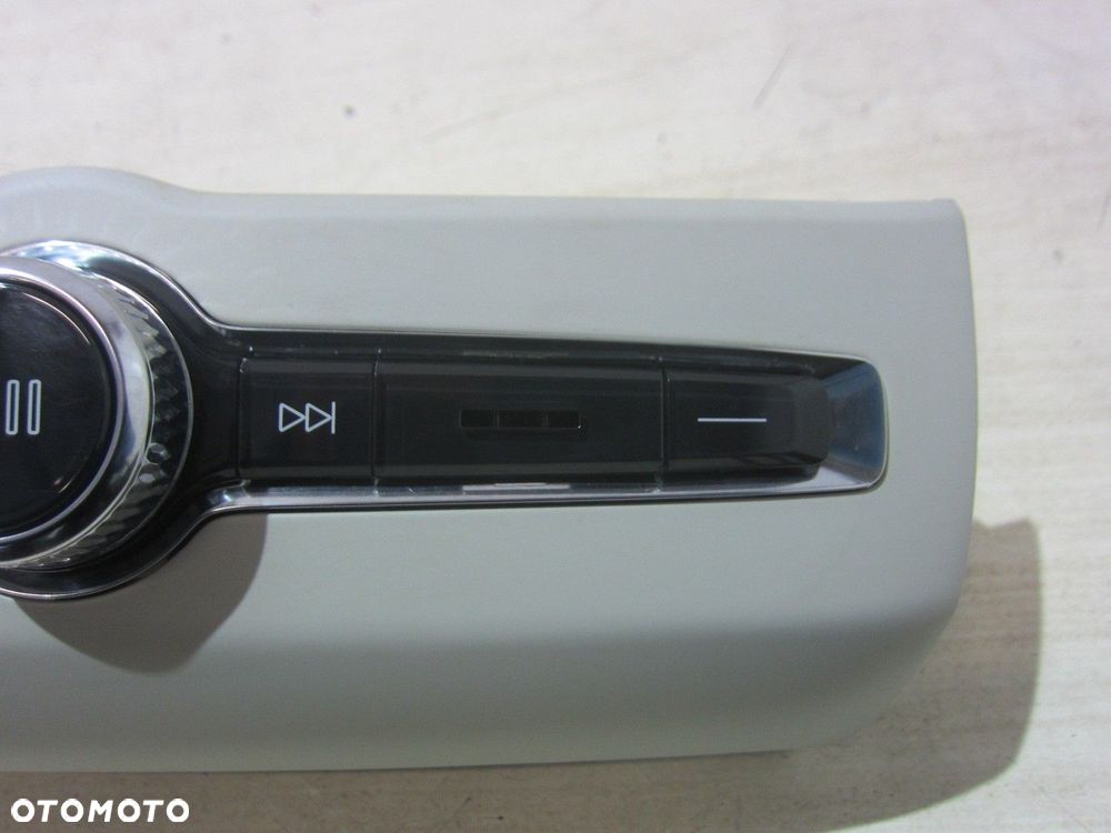 VOLVO XC60 II XC 60 STEROWANIE RADIEM RADIA PANEL PRZEŁĄCZNIK 31398845 18R- - 7