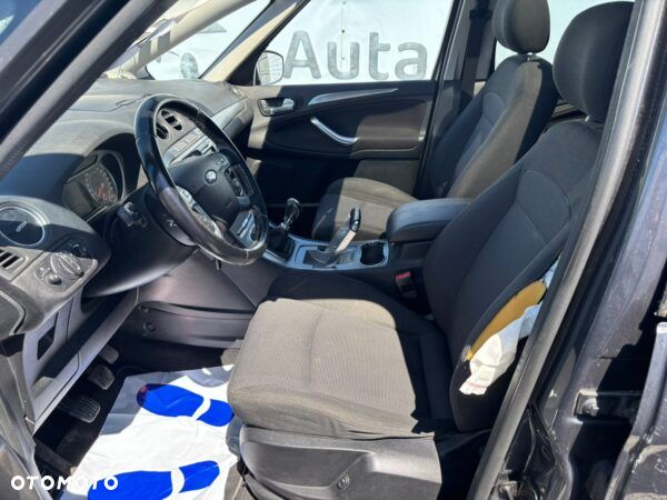 Ford S-Max 2.0 TDCi DPF Ambiente - 13