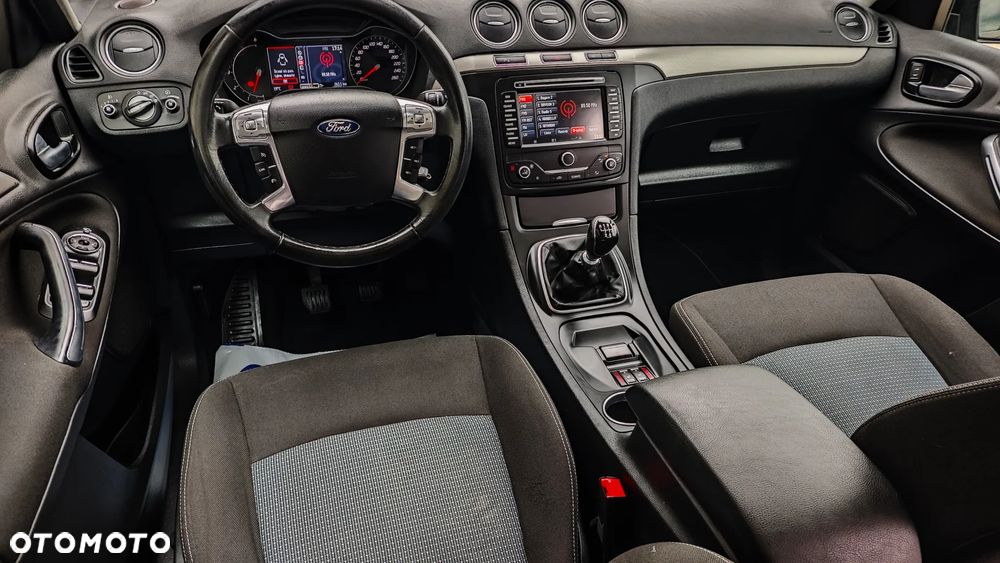 Ford Galaxy 2.0 TDCi Titanium - 19