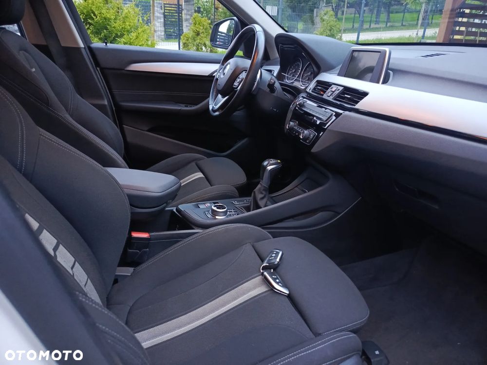 BMW X1 xDrive18d - 7