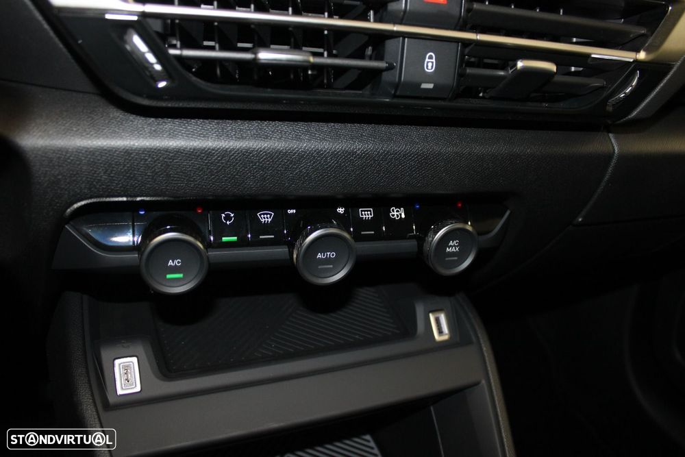 Citroën e-C4 X 50 kWh Feel Pack - 21