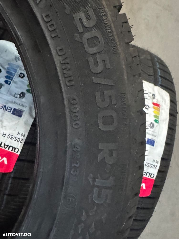 Vând 4 anvelope 205/50/15 vredestein de patru sezoane noi - 4