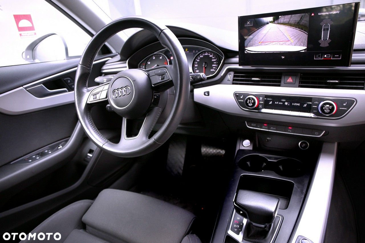 Audi A4 40 TDI S tronic - 13