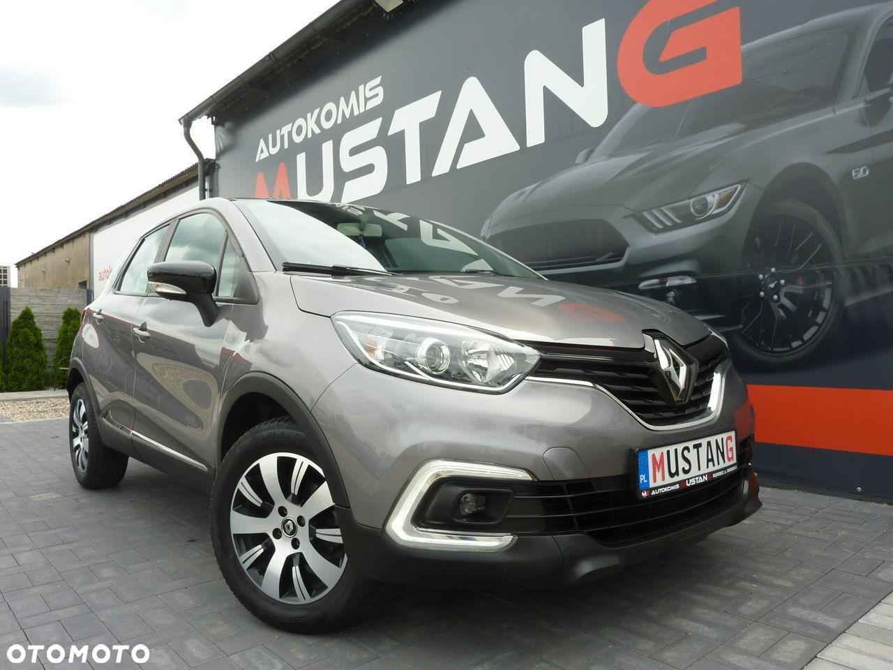 Renault Captur - 3