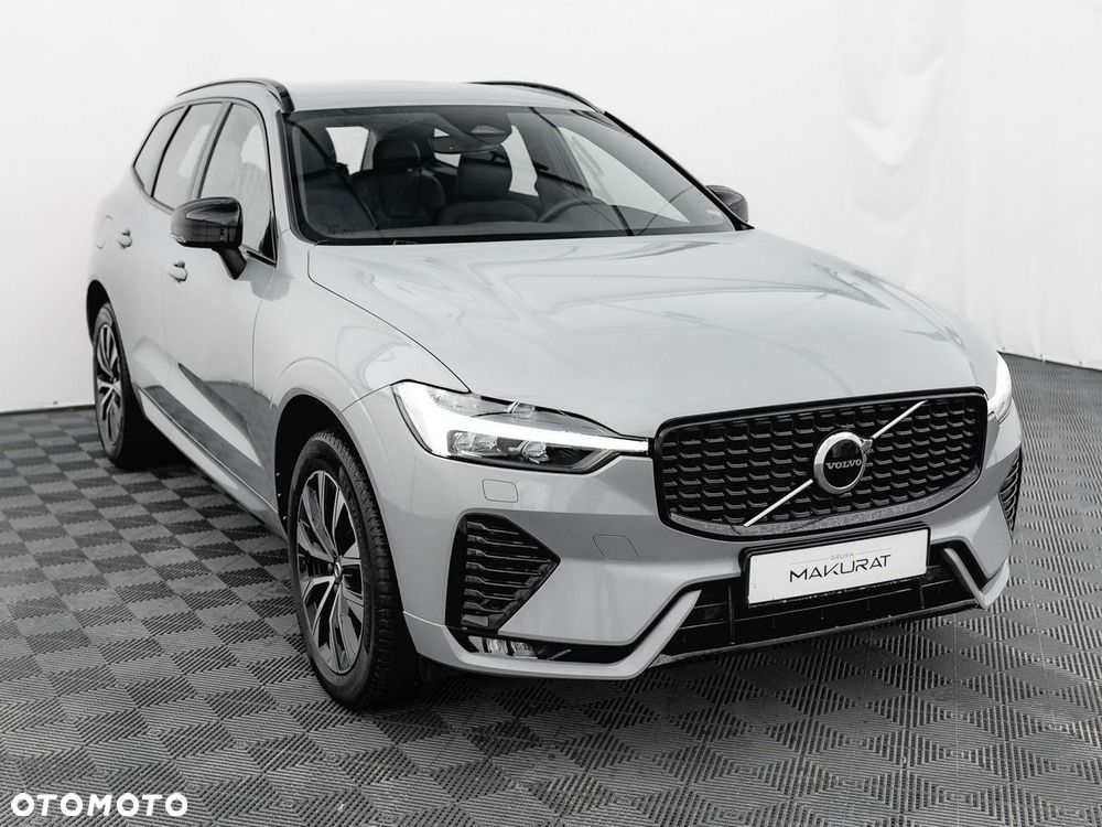Volvo XC 60 B4 B Plus Dark - 4