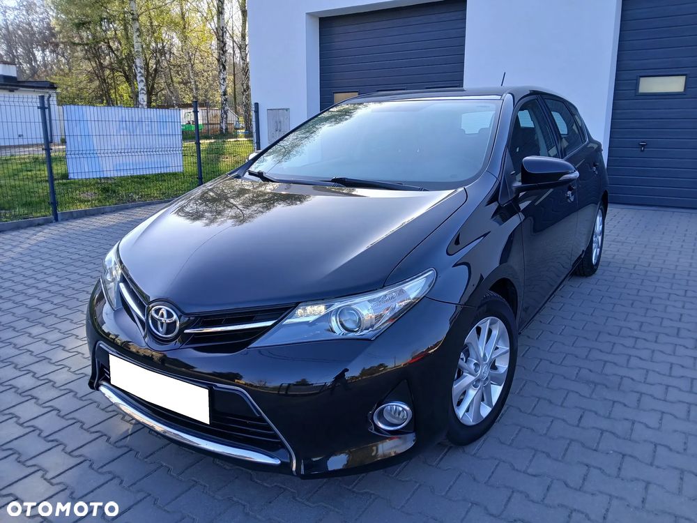 Toyota Auris 1.6 Valvematic Edition - 1