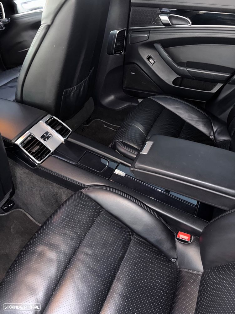 Porsche Panamera S Hybrid - 16