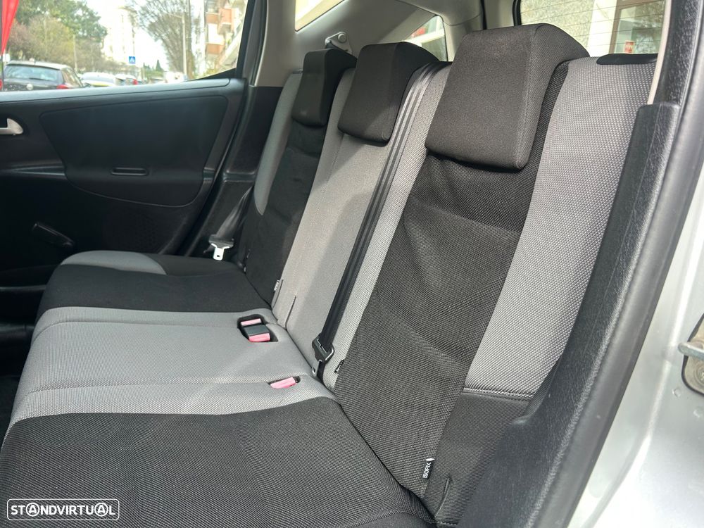 Peugeot 207 SW 1.4 Trendy - 12