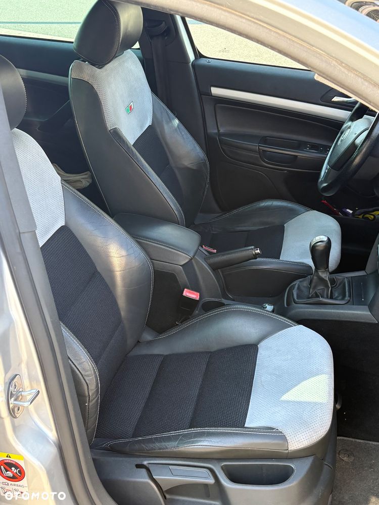Skoda Octavia 2.0 TDI RS - 14
