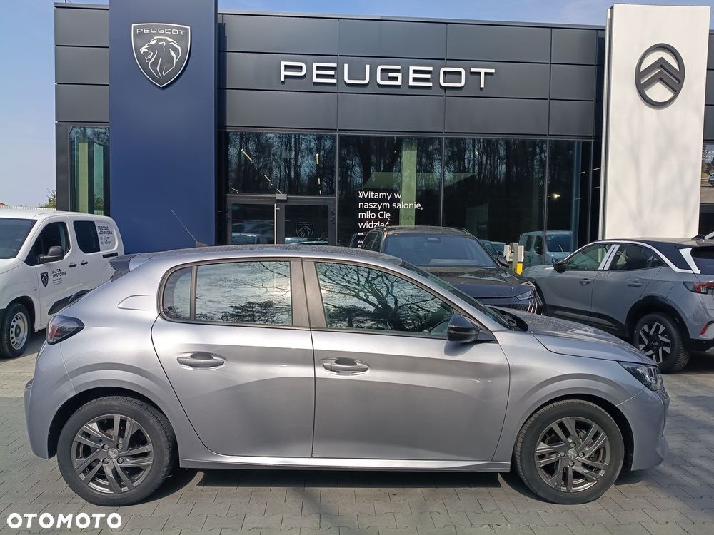 Peugeot 208 - 3