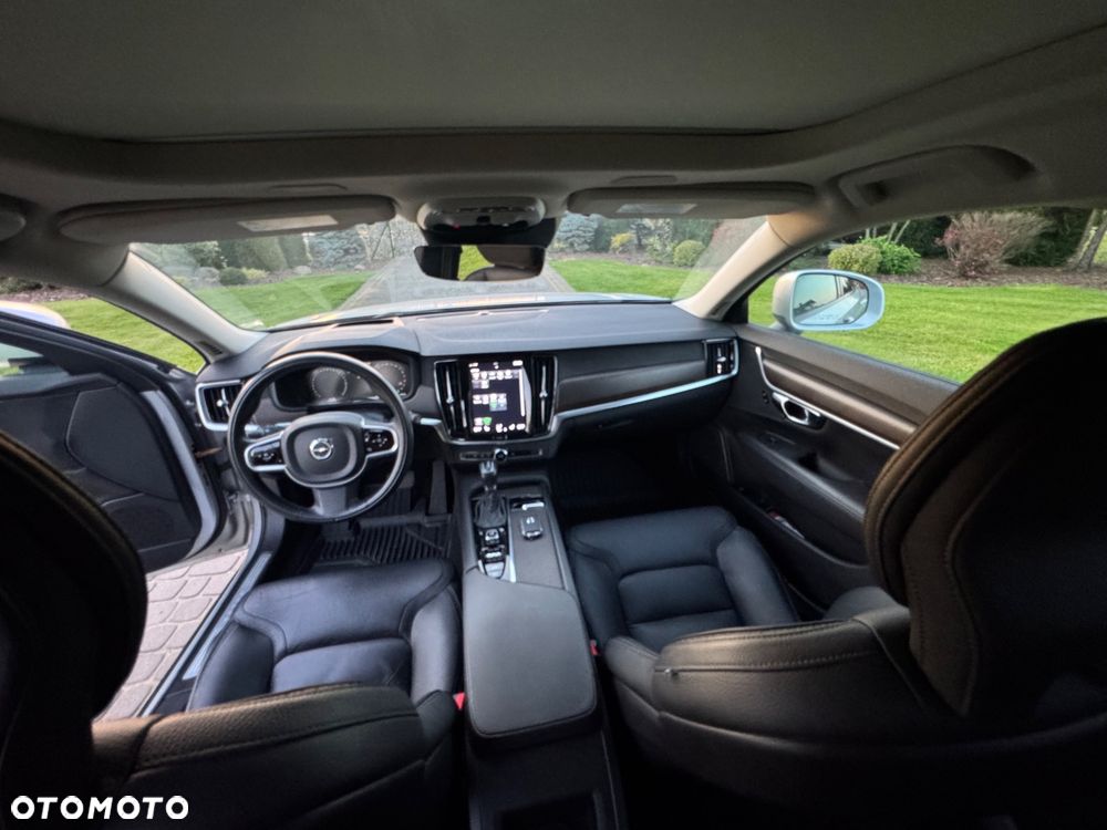 Volvo V90 Cross Country T6 AWD - 29
