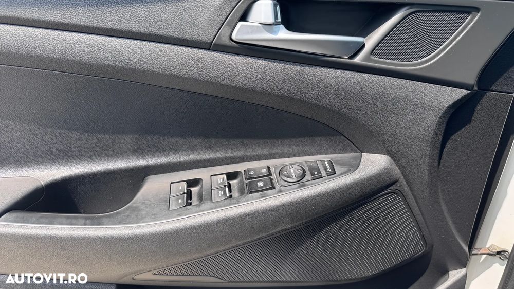 Hyundai Tucson 1.6 T-GDi 4WD 7DCT Premium - 16