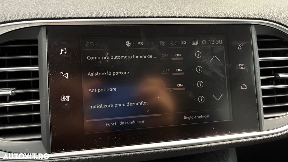 Peugeot 308 1.2 L PureTech Turbo S&S Allure - 24