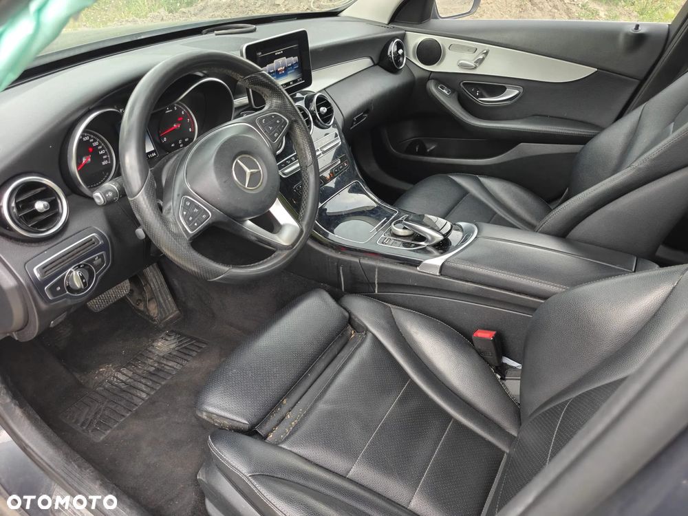Mercedes-Benz Klasa C 300 7G-TRONIC Exclusive - 7