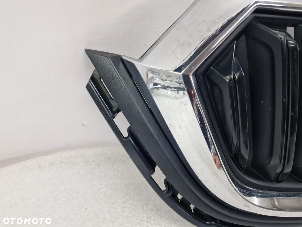 SKODA SCALA 657 19- ATRAPA / GRILL PRZEDNI PRZÓD , NR 657853653 , NR AUKCJI GL455 - 2