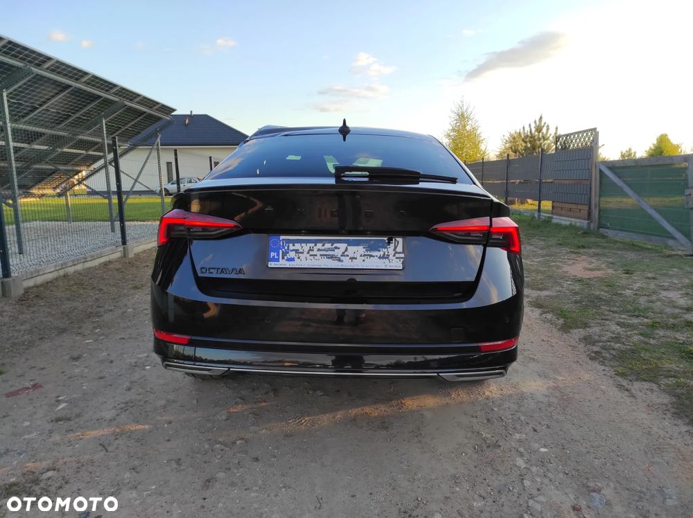 Skoda Octavia 2.0 TDI 4x4 Sportline DSG - 3
