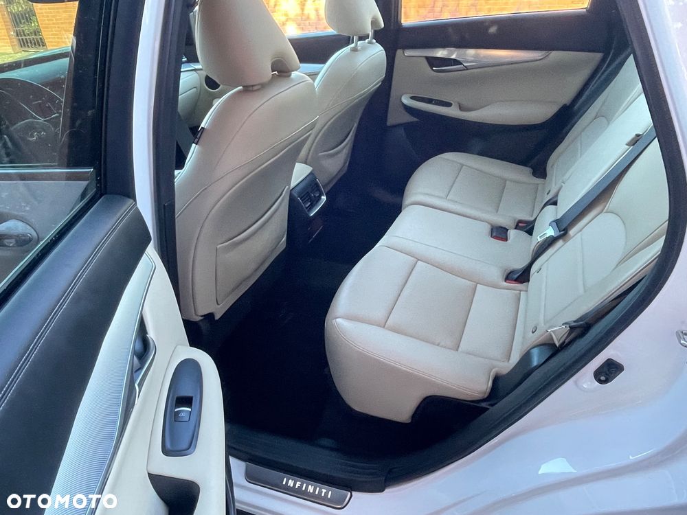 Infiniti QX50 - 14