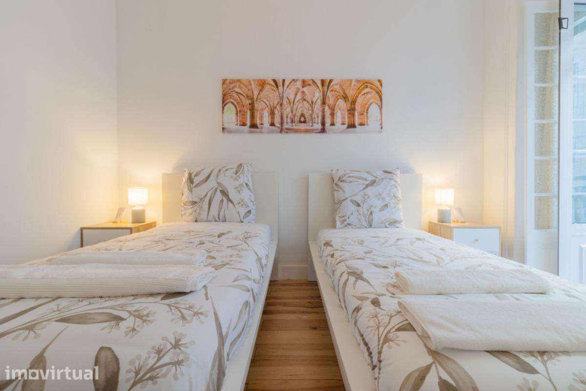 Apartamento com 2 quartos - localizado em Baixa Lisbon - Grande imagem: 3/43