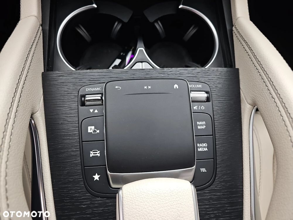 Mercedes-Benz GLE 300 d 4-Matic Premium - 18