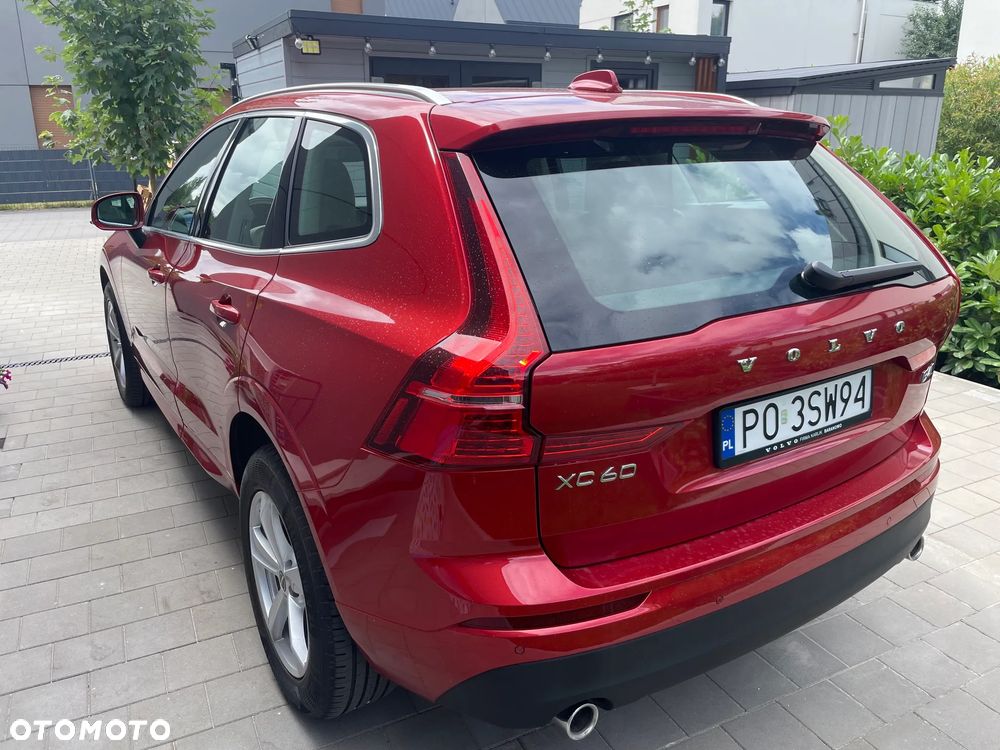 Volvo XC 60 B4 D AWD Momentum Pro - 4