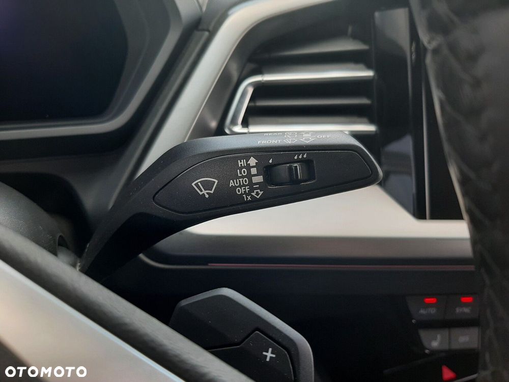 Audi Q4 e-tron - 24