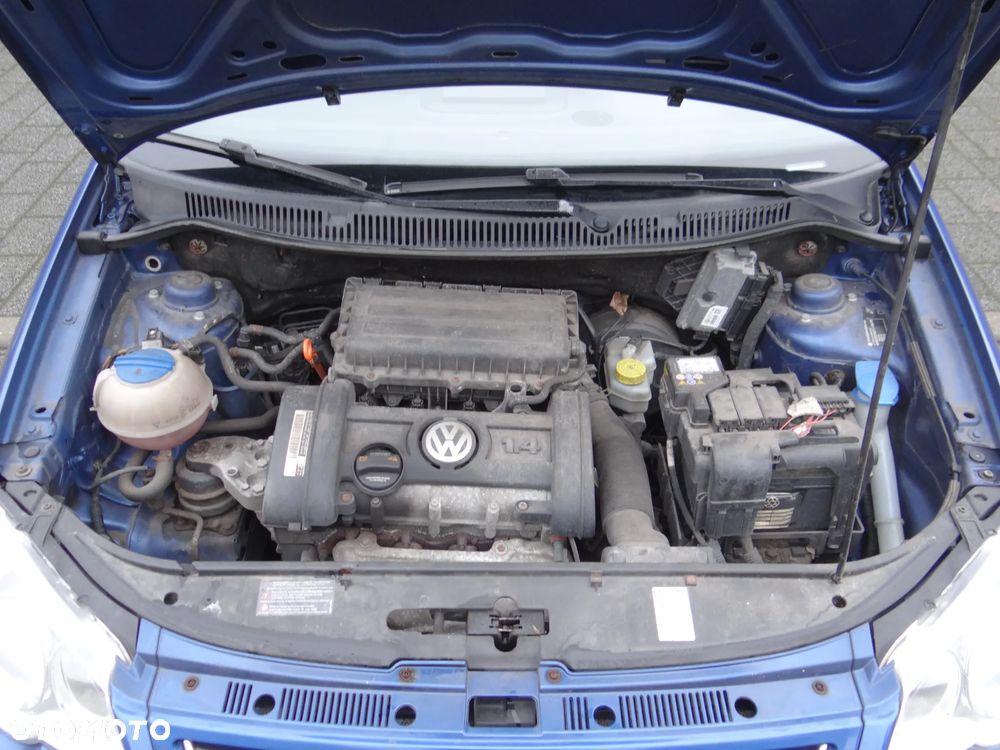 Volkswagen Polo 1.4 Tour Edition - 16