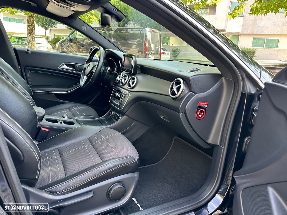 Mercedes-Benz CLA 220 CDI Urban Aut. - 41