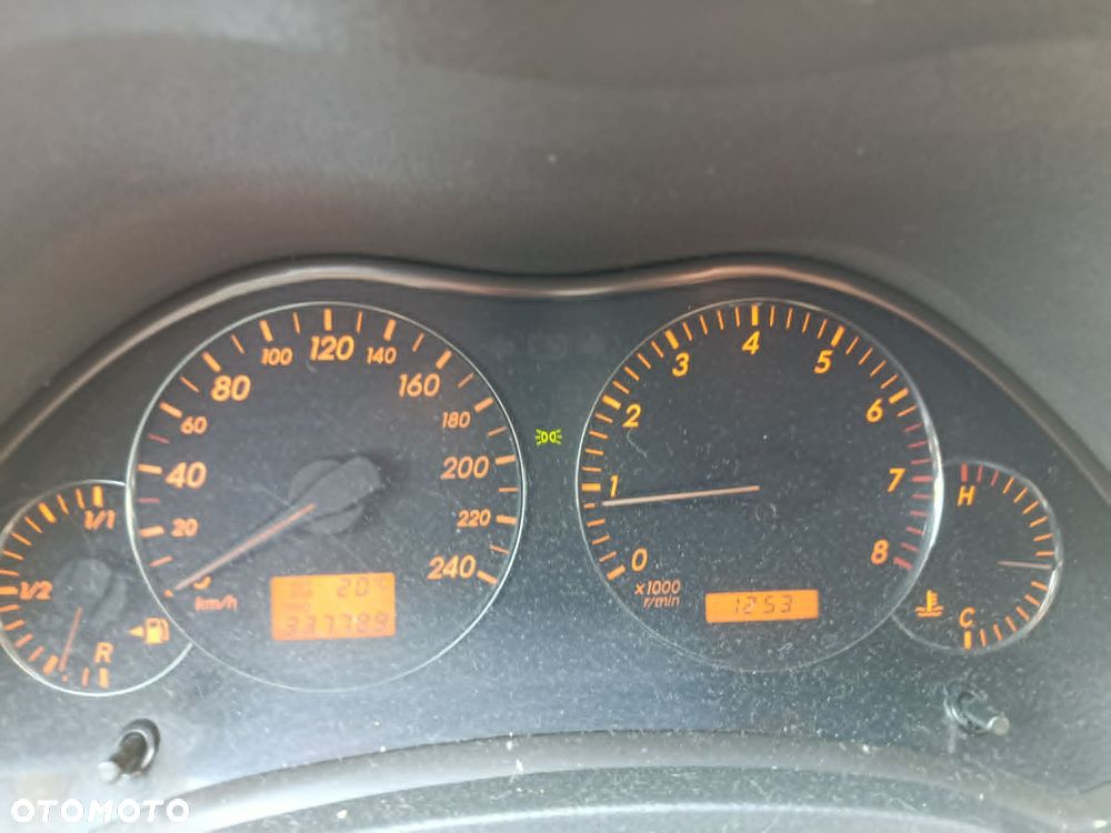 Toyota Avensis 1.8 VVT-i Sol - 12