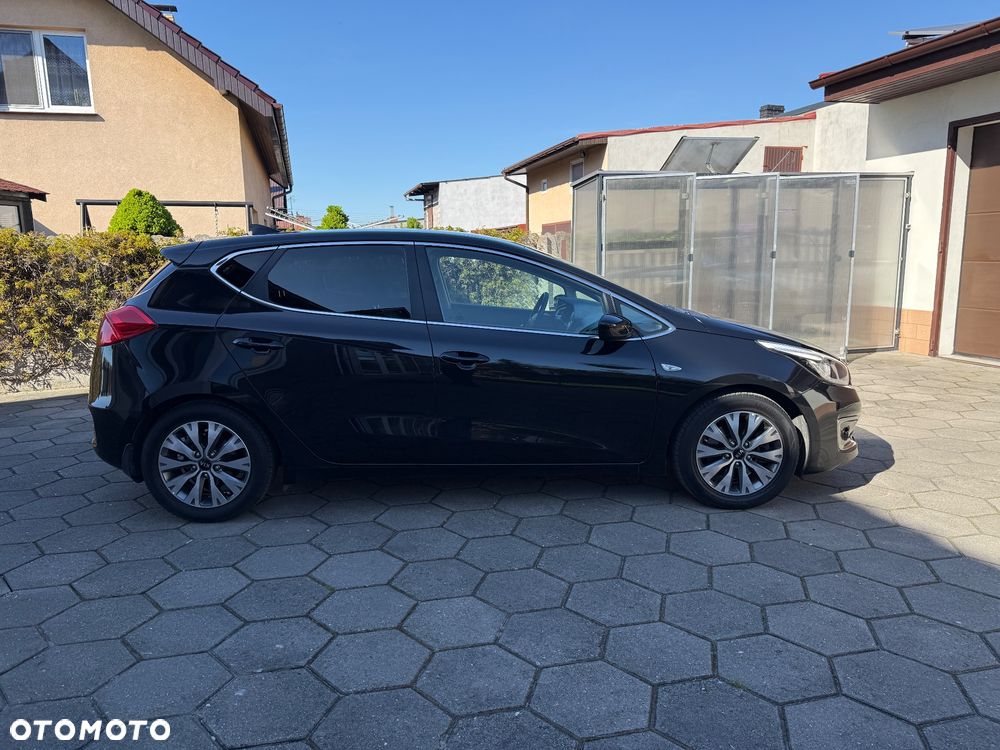 Kia Ceed - 7