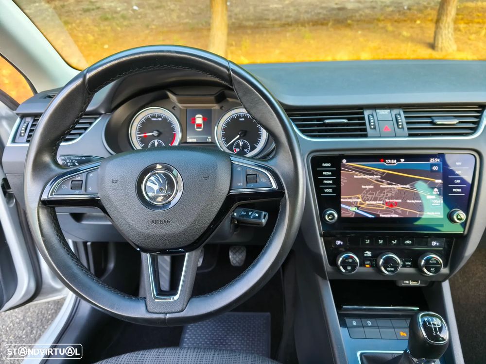 Skoda Octavia 1.6 TDI Style - 8