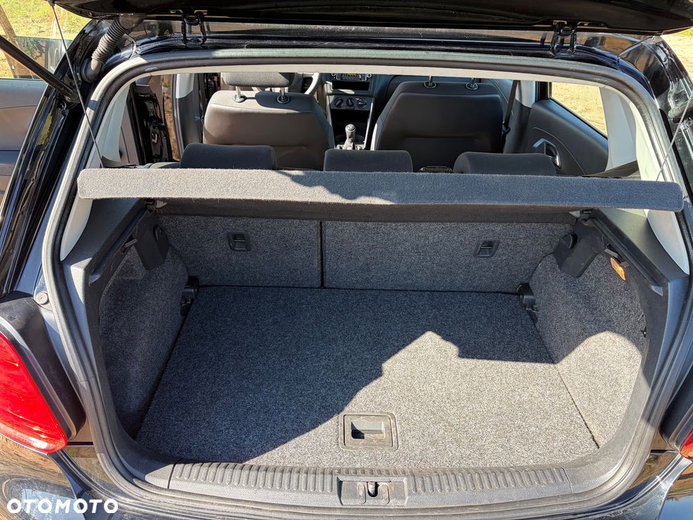 Volkswagen Polo - 18