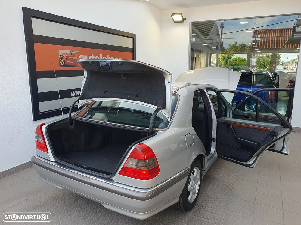 Mercedes-Benz C 250 TD Elegance - 14
