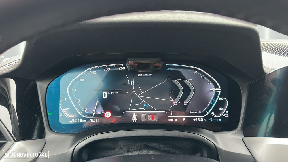 BMW 330 e Touring Aut. Sport Line - 27