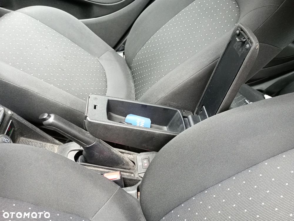 Fiat Grande Punto - 9