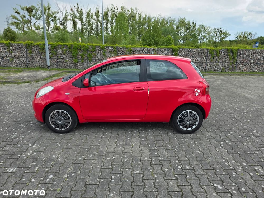 Toyota Yaris 1.0 VVT-i Sol - 10