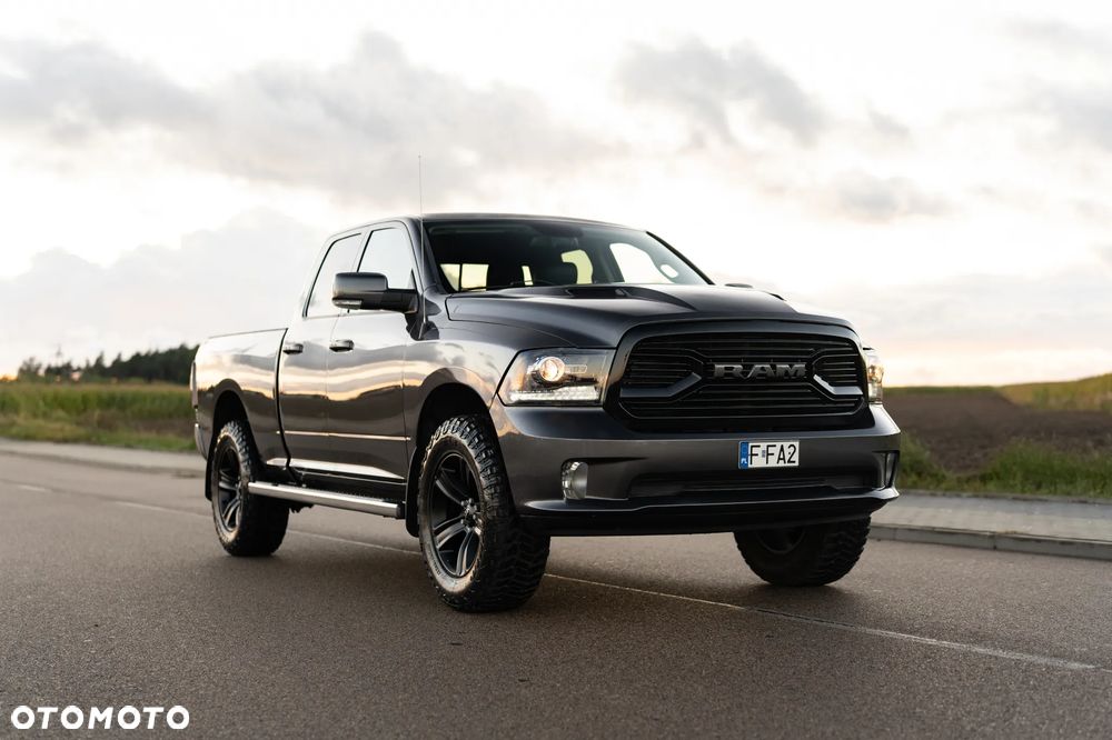 Dodge RAM 5.7 4x4 - 5