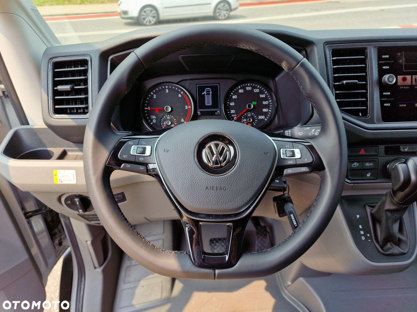 Volkswagen Crafter - 11