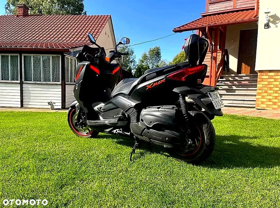 Yamaha X-max - 3