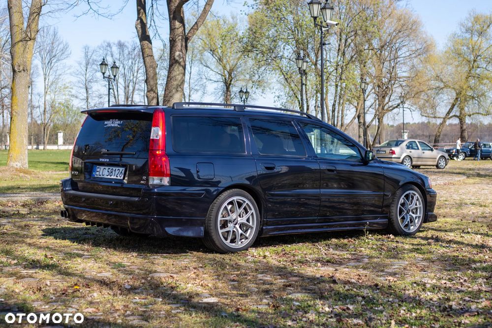 Volvo V70 R - 5