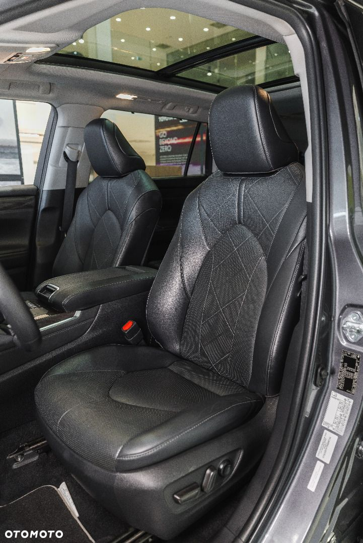 Toyota Highlander - 11