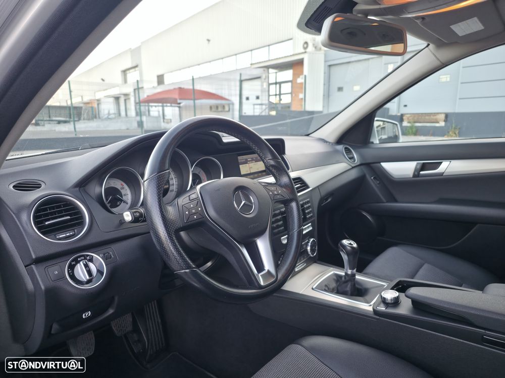 Mercedes-Benz C 220 Station CDI DPF Avantgarde - 20